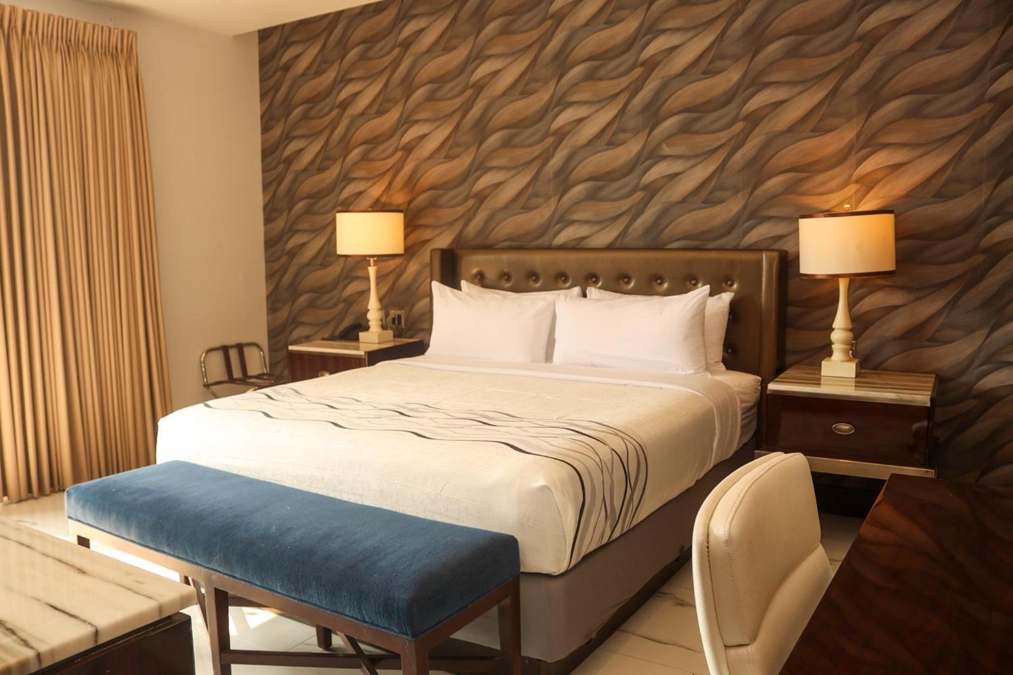 Hotel Grand One Plaza Tijuana Exteriér fotografie