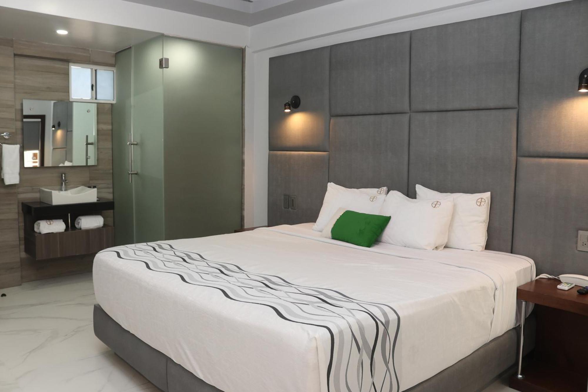 Hotel Grand One Plaza Tijuana Exteriér fotografie